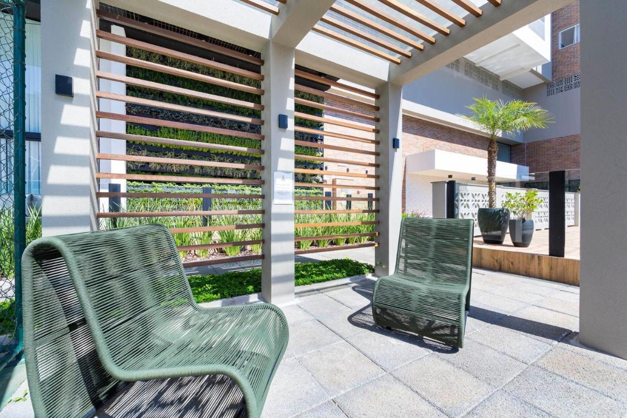 Terrazzo 602B - Cobertura Duplex A Poucos Metros Da Praia De Bombas - Condominio Com Piscina - Academia - Solario - Bombinhas Zewnętrze zdjęcie